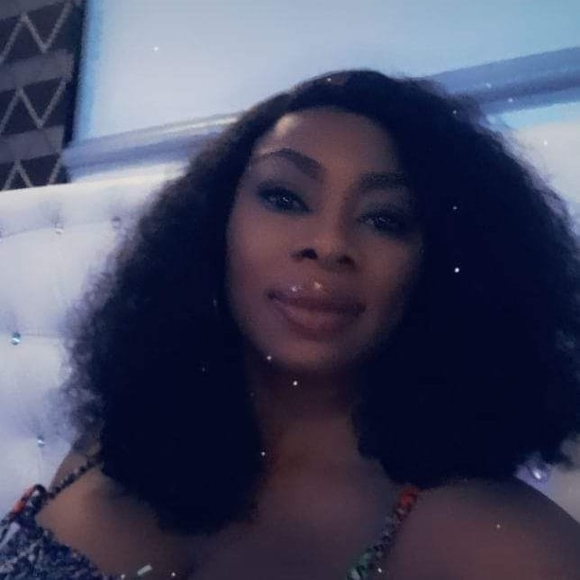 Meet your Posher, Egondu - Picture 1 of 1